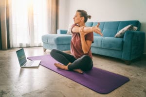 Du yoga pour rester motivé à faire du sport